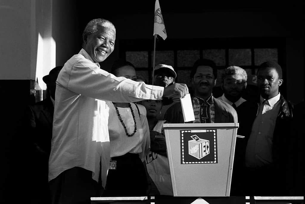 Nelson Mandela Voting, 1994