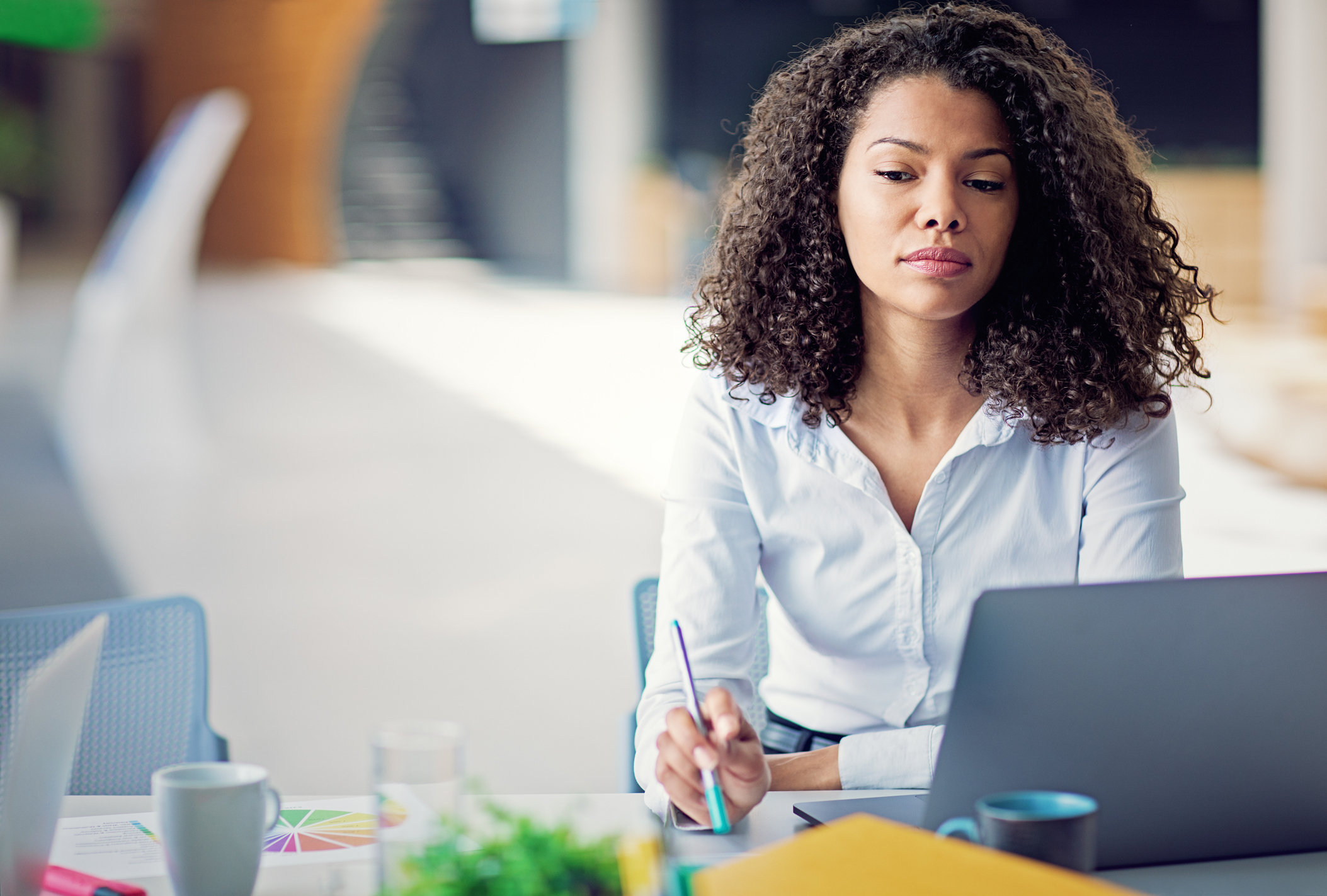 Burnout businesswoman under pressure in the office